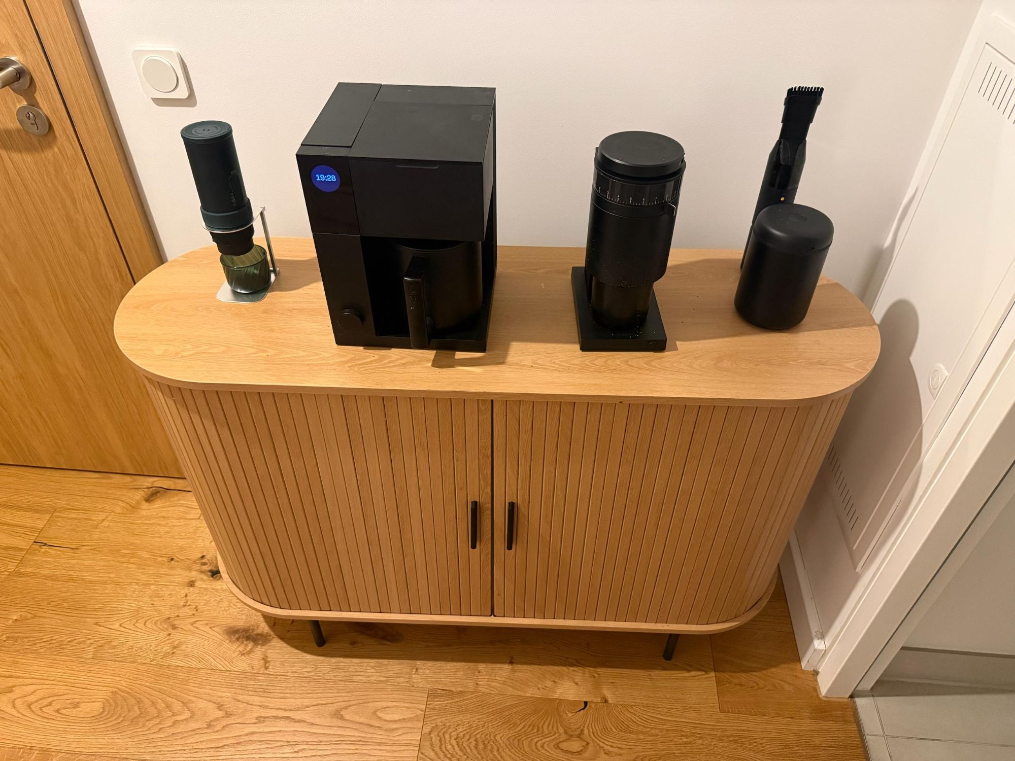 Coffee corner, oak sideboard