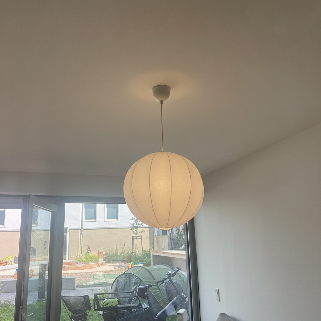 Living room — REGNSKUR